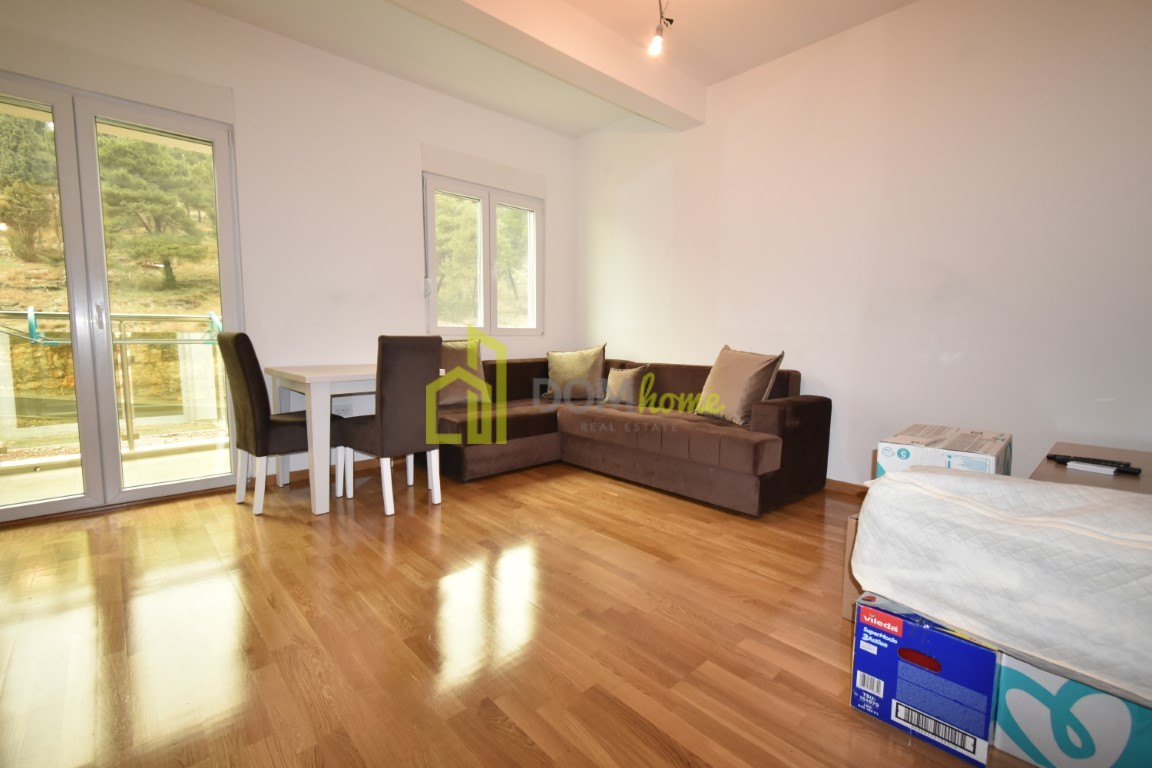 Garsonjera 30m2, Ljubović